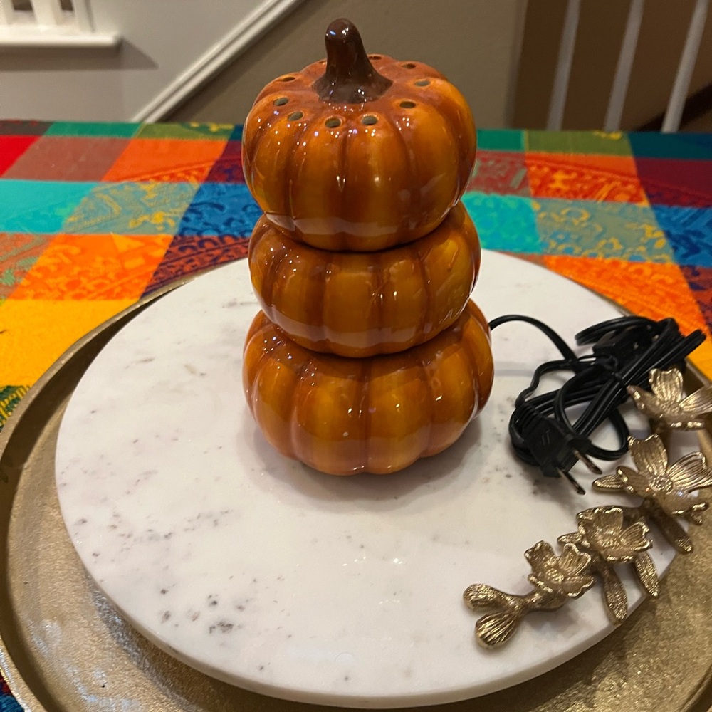 Scentsy Autumn Pumpkin Wax Warmer